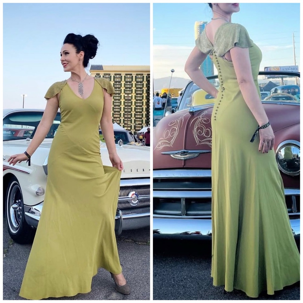 Vintage 1930s bias cut gown